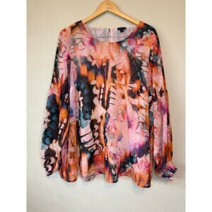 Torrid abstract print long sleeve blouse